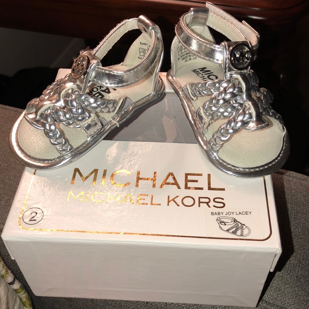MK infant sandals